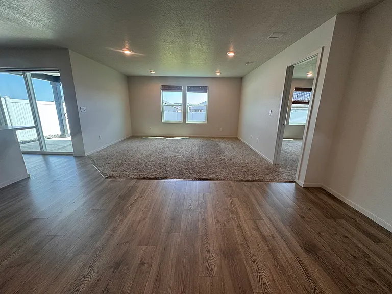 1808 E B St — Photo 4