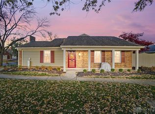 998 Patriot Square Dr, Centerville, OH 45459