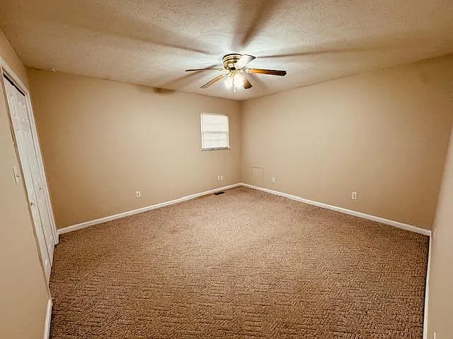 1576 E Pea Ridge Rd — Photo 12