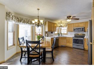 2129 Southwind Rd, Maplewood, MN 55109