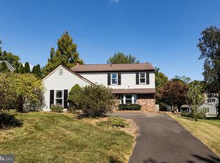 24 Robies Ct, Richboro, PA 18954