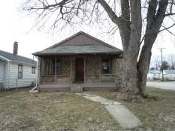 3302 S Lockburn St photo 1