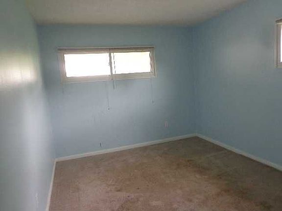 5th image of 4519 Beecher Ave