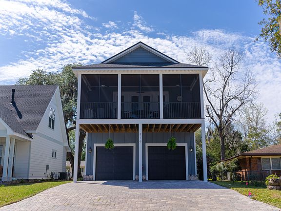 2nd image of 816 Spence Cir