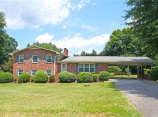 4909 Stonington Rd, Winston Salem, NC 27103