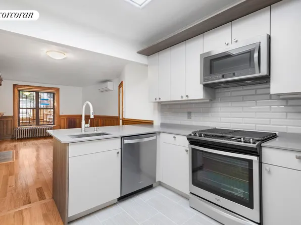 425 Convent Avenue image 13 of 16