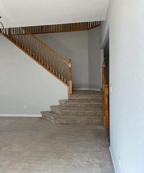 729 Wynyard Cir — Photo 6