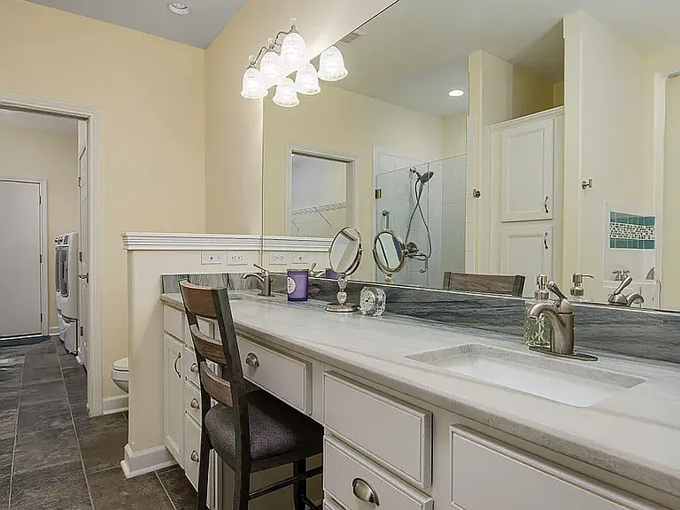 102 Rumsey Cir — Photo 7