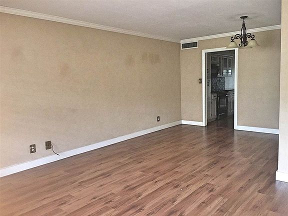 4th image of 6059 Afton Ln
