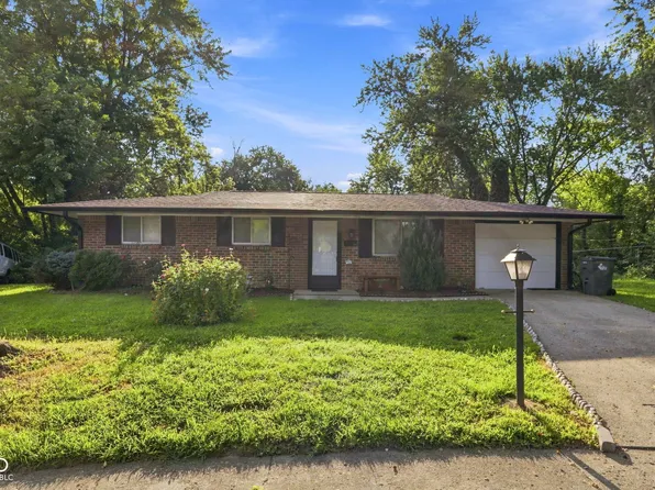 6107 Monarch Cir, Indianapolis, IN 46224