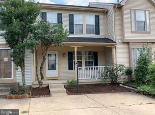 13923 Winding Ridge Ln, Centreville, VA 20121