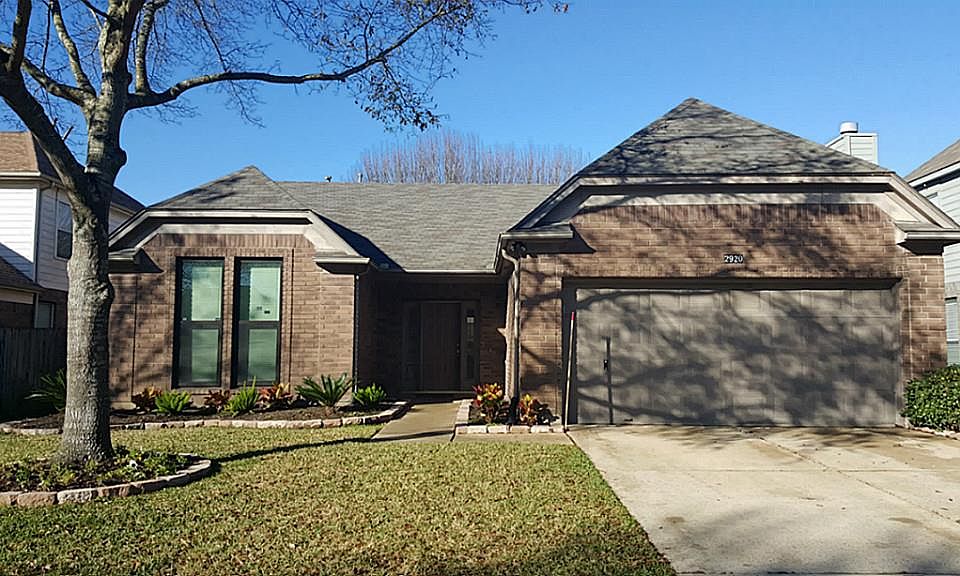 1st image of 2920 Linda Dr