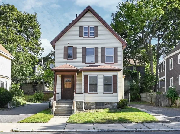 21 Ardale St, Roslindale, MA 02131