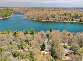 16 Teaberry Ln, Forestdale, MA 02644