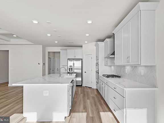 6th image of this home