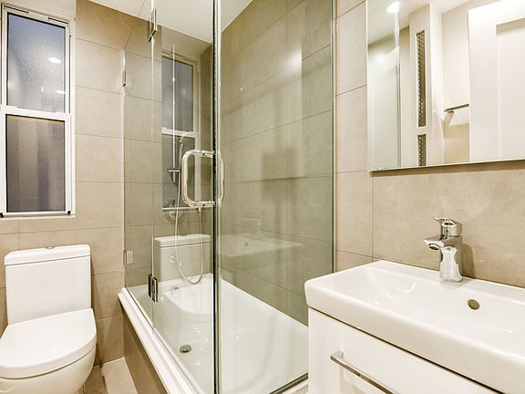 3rd image of 220 W 24th St #2202R