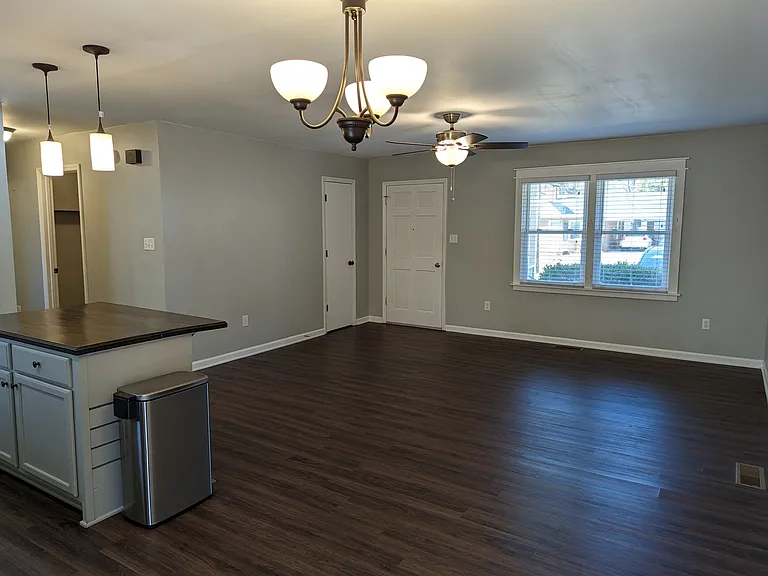 415 S Fayetteville St — Photo 3