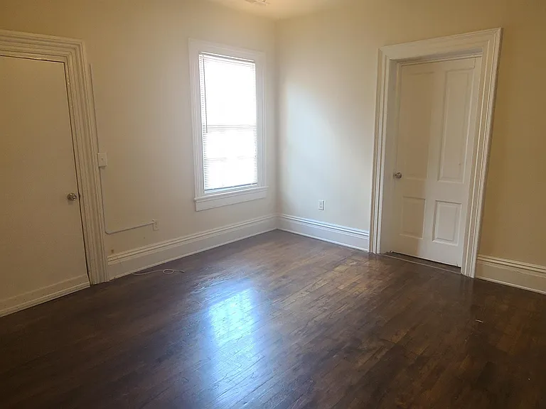 113 E Leigh St — Photo 7