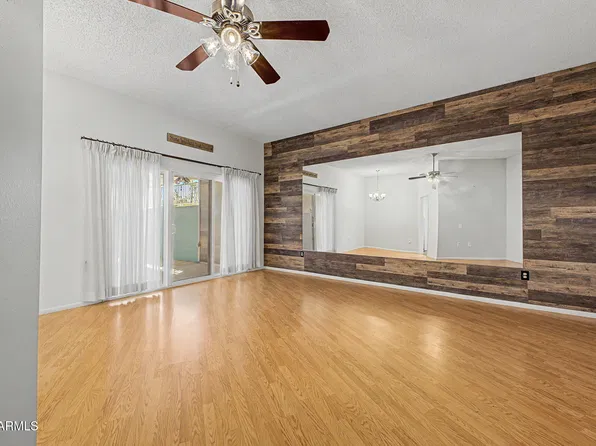 10856 W COGGINS Drive, Sun City, AZ 85351