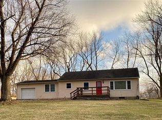 10895 Mansholt Rd, Bunker Hill, IL 62014