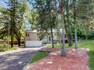 5301 Northwood Rdg, Bloomington, MN 55437