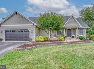 10 Weez Ct, Dover, DE 19901