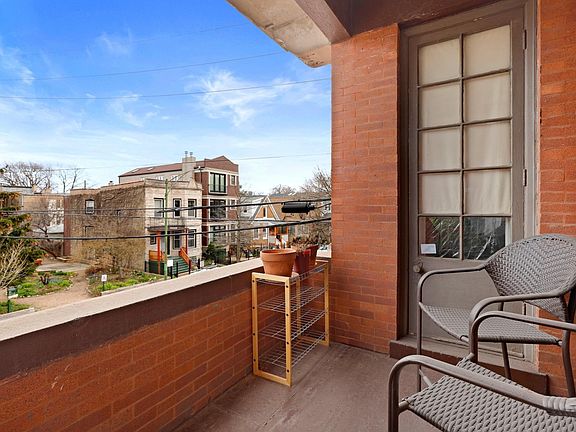 4th image of 2538 N Sacramento Ave #2
