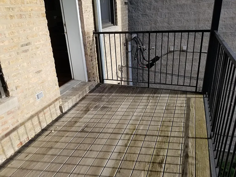 3711 N Wilton Ave #2 — Photo 9