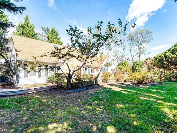 2nd image of 9720 Five Oaks Rd