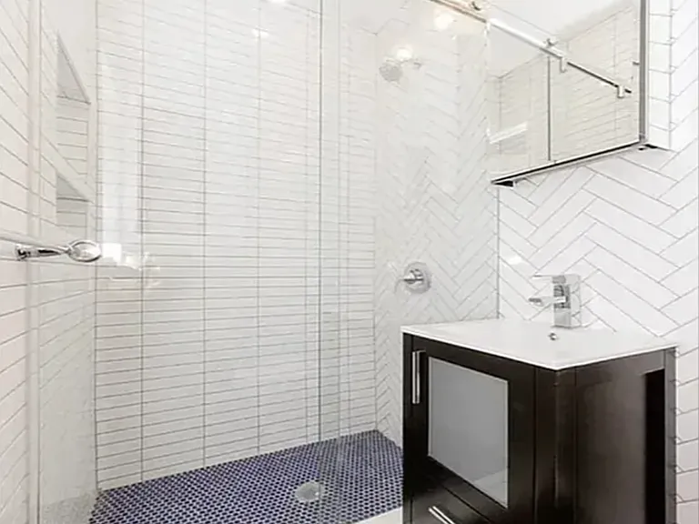 317 2nd Ave #9 — Photo 8