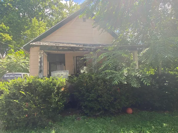 1318 Cronk Ave, Flint, MI 48506