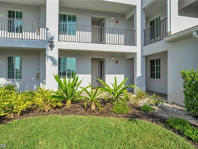 14041 Heritage Landing Blvd #616 — Photo 2