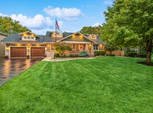 513 2nd St, Grayslake, IL 60030