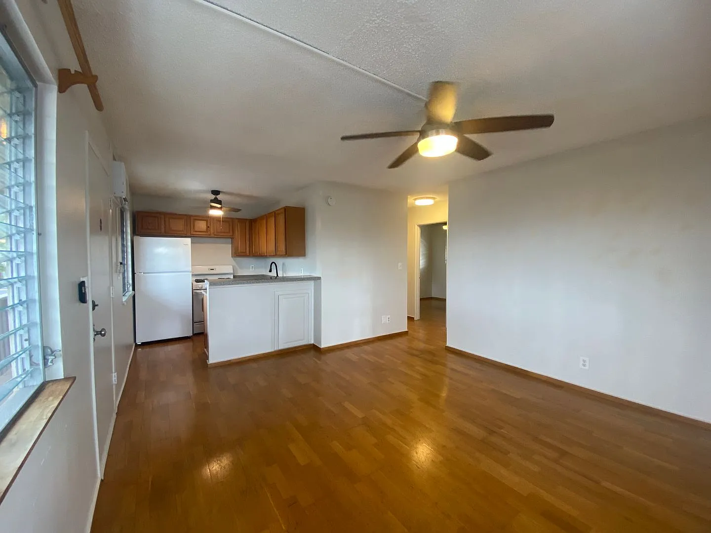 Kona Shores 2 bedroom 1 bathroom — Photo 2