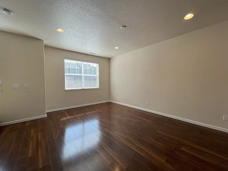 10973 SW Sage Ter — Photo 12