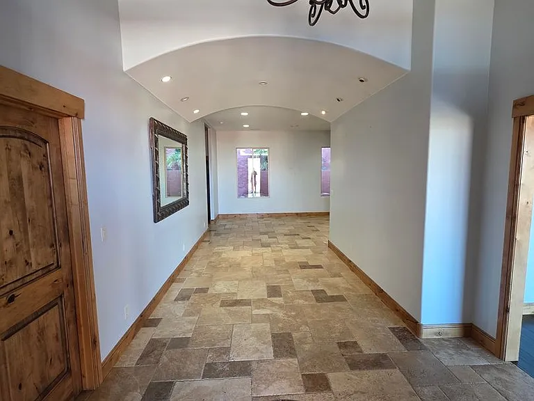 3 N 660 W — Photo 26