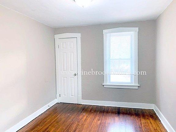 3rd image of 9142 Arline Ave