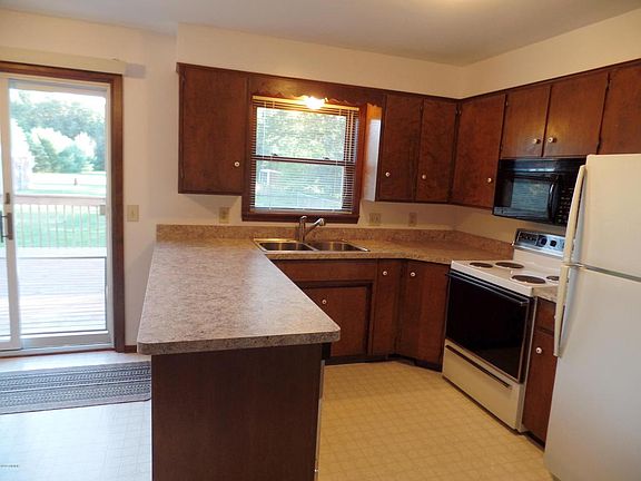 3rd image of 430 131st Ave