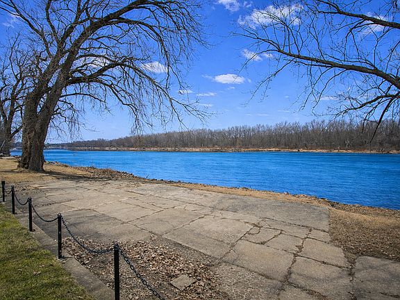 5th image of 1903 W 1st St