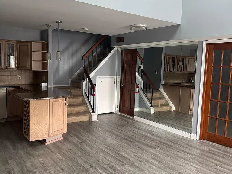3206 Jennifer Ct — Photo 6