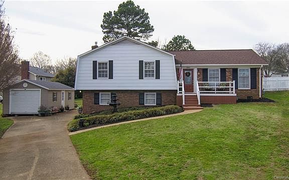 5th image of 2041 Montclair Cir