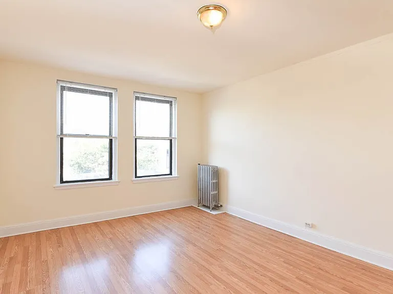 3335 W Diversey Ave #712 — Photo 8