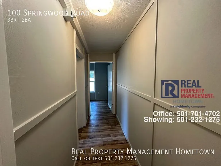 100 Springwood Rd #1 — Photo 5
