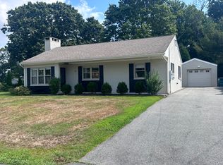 10 W View Rd, Old Saybrook, CT 06475