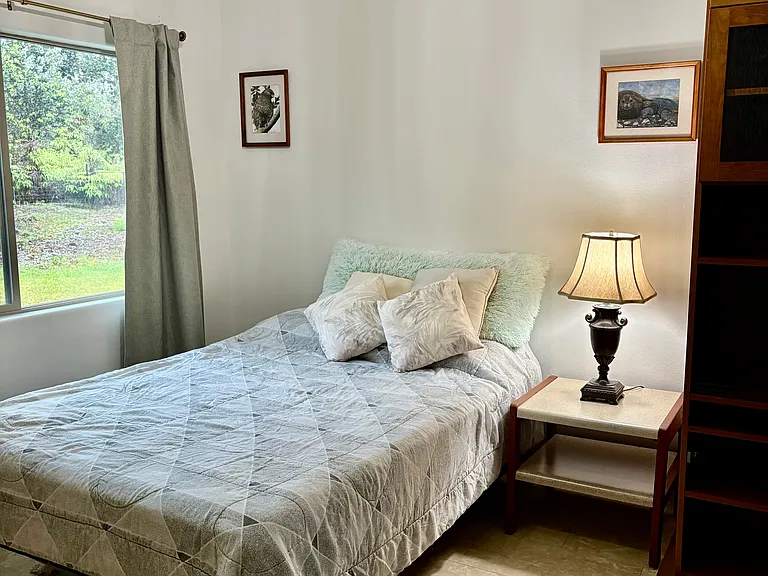 Double size bed