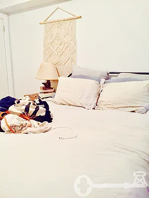 Rented by Brooklyn Key | media 33