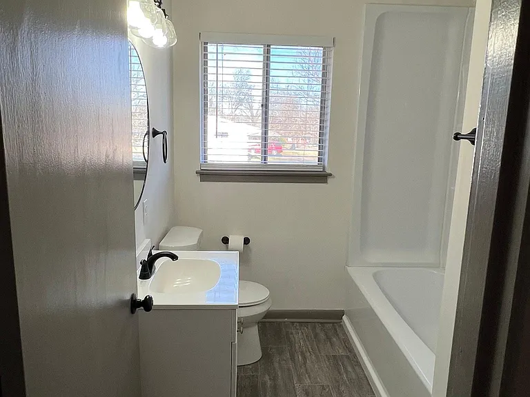 Full bath