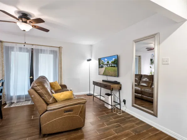 1425 Sierra Dr, Mesquite, TX 75149