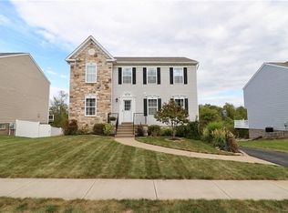 222 Chinkapin Dr, Natrona Heights, PA