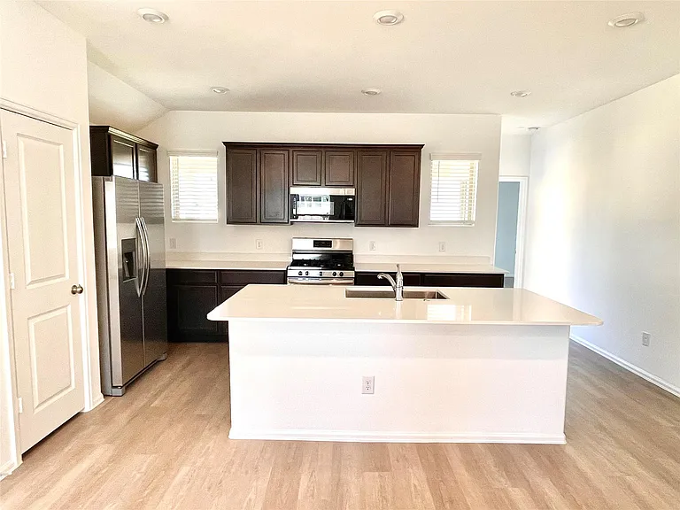 23504 Marble Pass Trce — Photo 5